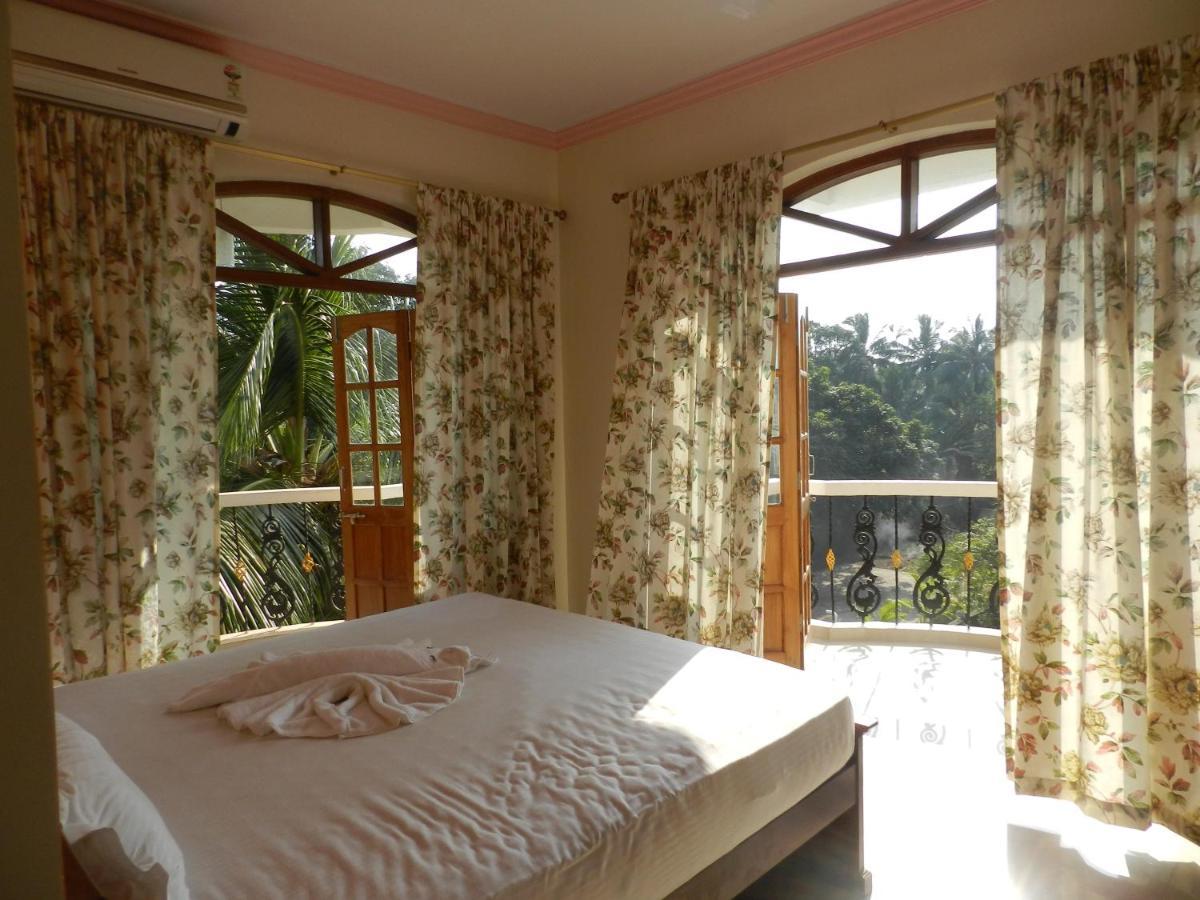 Bluesea Beach Resort Кандолим Экстерьер фото
