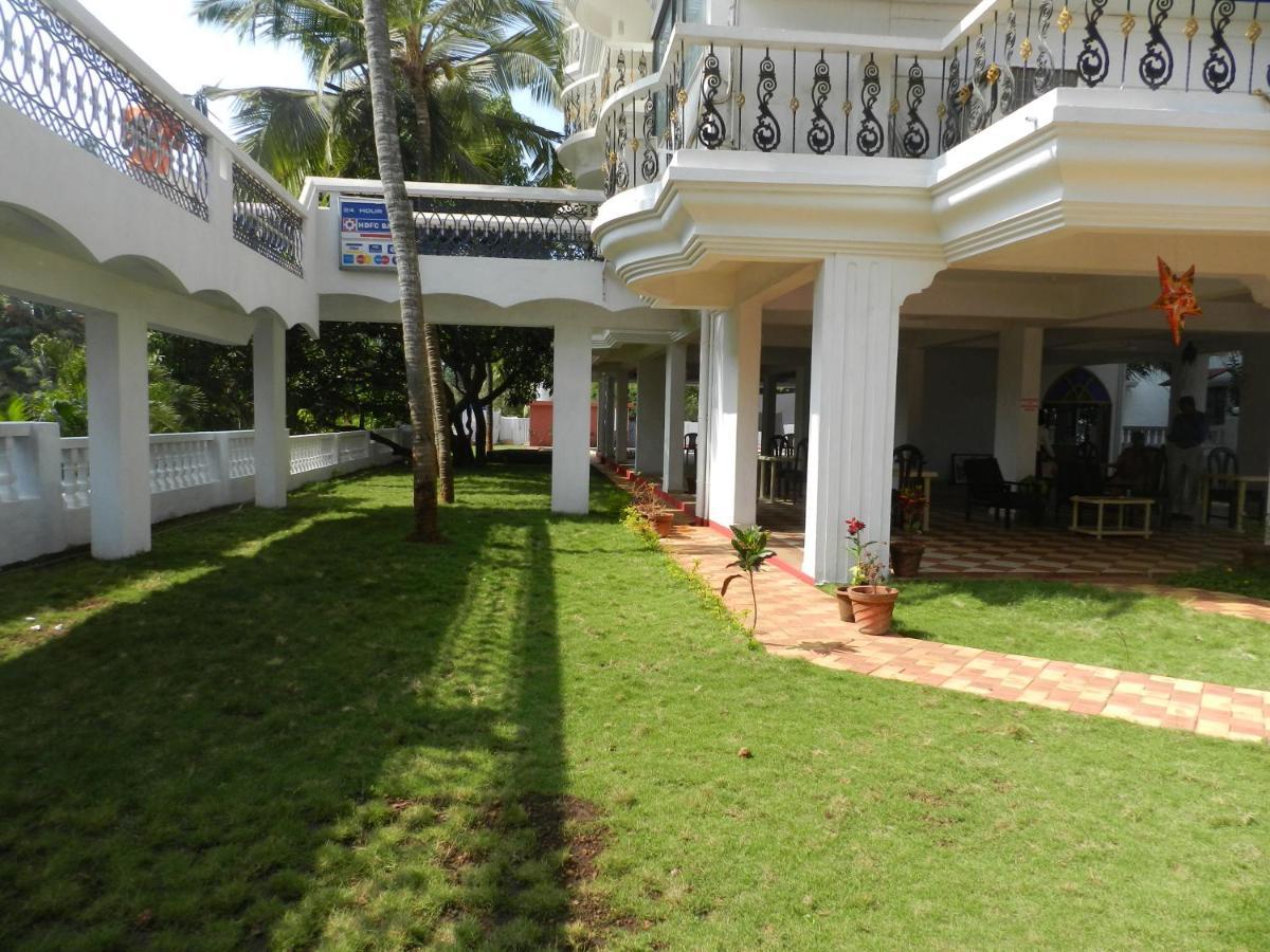 Bluesea Beach Resort Кандолим Экстерьер фото