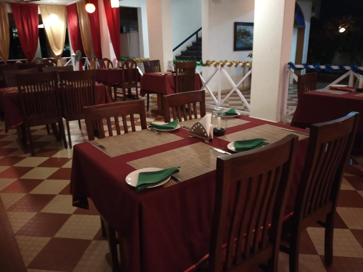 Bluesea Beach Resort Кандолим Экстерьер фото